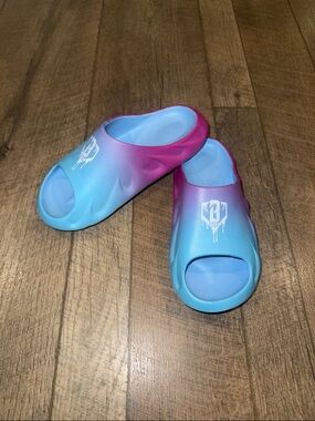 Baseball Lifestyle Cotton Candy Slides *NWOT*
